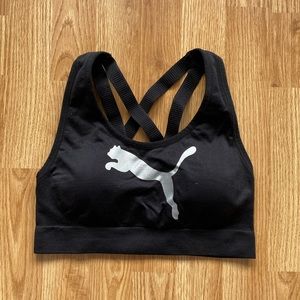 COPY - Puma mid support sports bra, size M